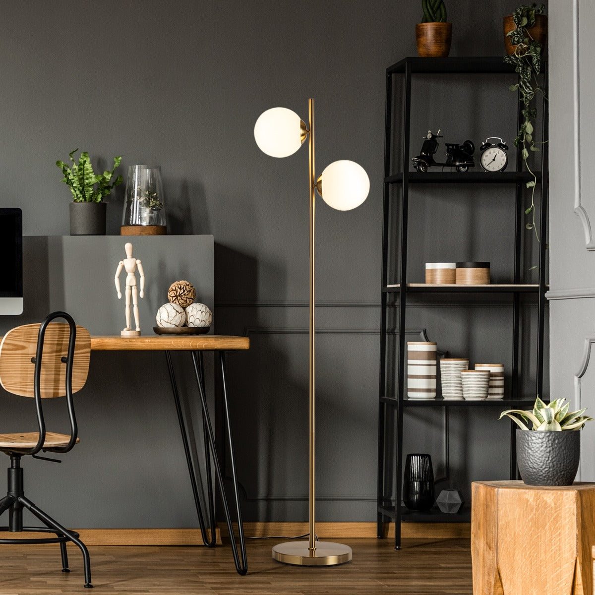 LIVSK bolvormige vloerlamp - Elegante gouden staaf met melkglazen bollen - Warm licht - Voetschakelaar - 165 cm - Goud