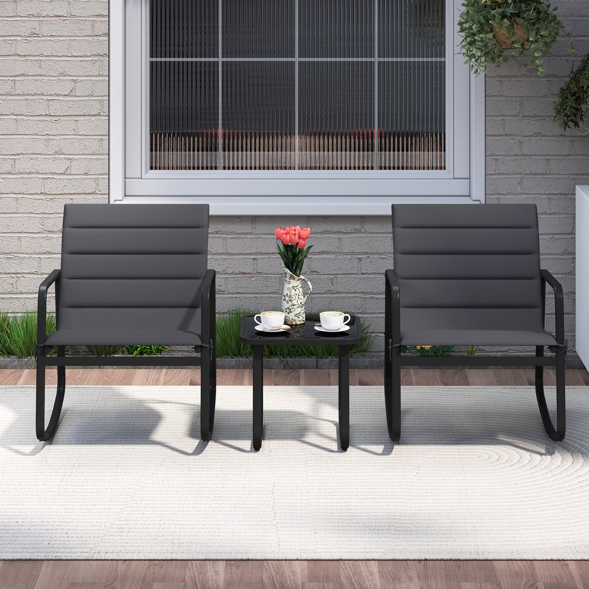 Livsk costway 3 delige bistroset voor buiten schommelstoelen met tafel van gehard glas metalen frame en zachte kussens model 1 6