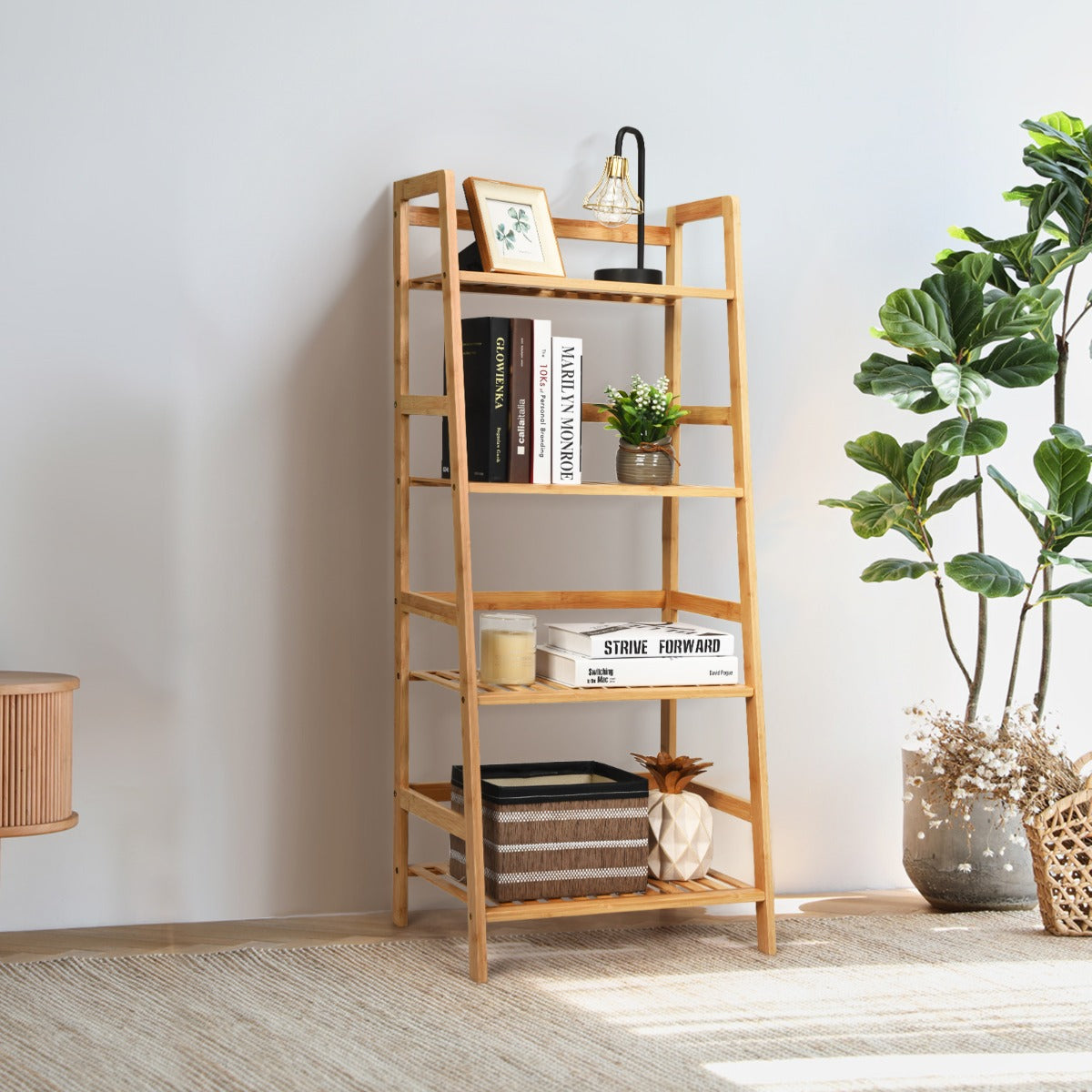 LIVSK Vrijstaande 4-laags Bamboe Ladderplank - Efficiënte Opslag met Hekken - Tot 10 kg per Laag - 48 x 32 x 114 cm - Naturel