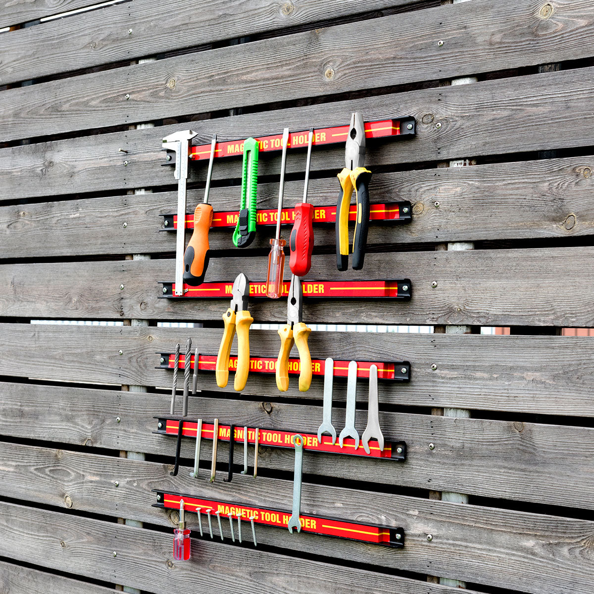 LIVSK Magnetische Gereedschapshouder - Sterke Magneetstrip - Eenvoudige Montage - Ruimtebesparend - Draagvermogen 10 kg - Rood en