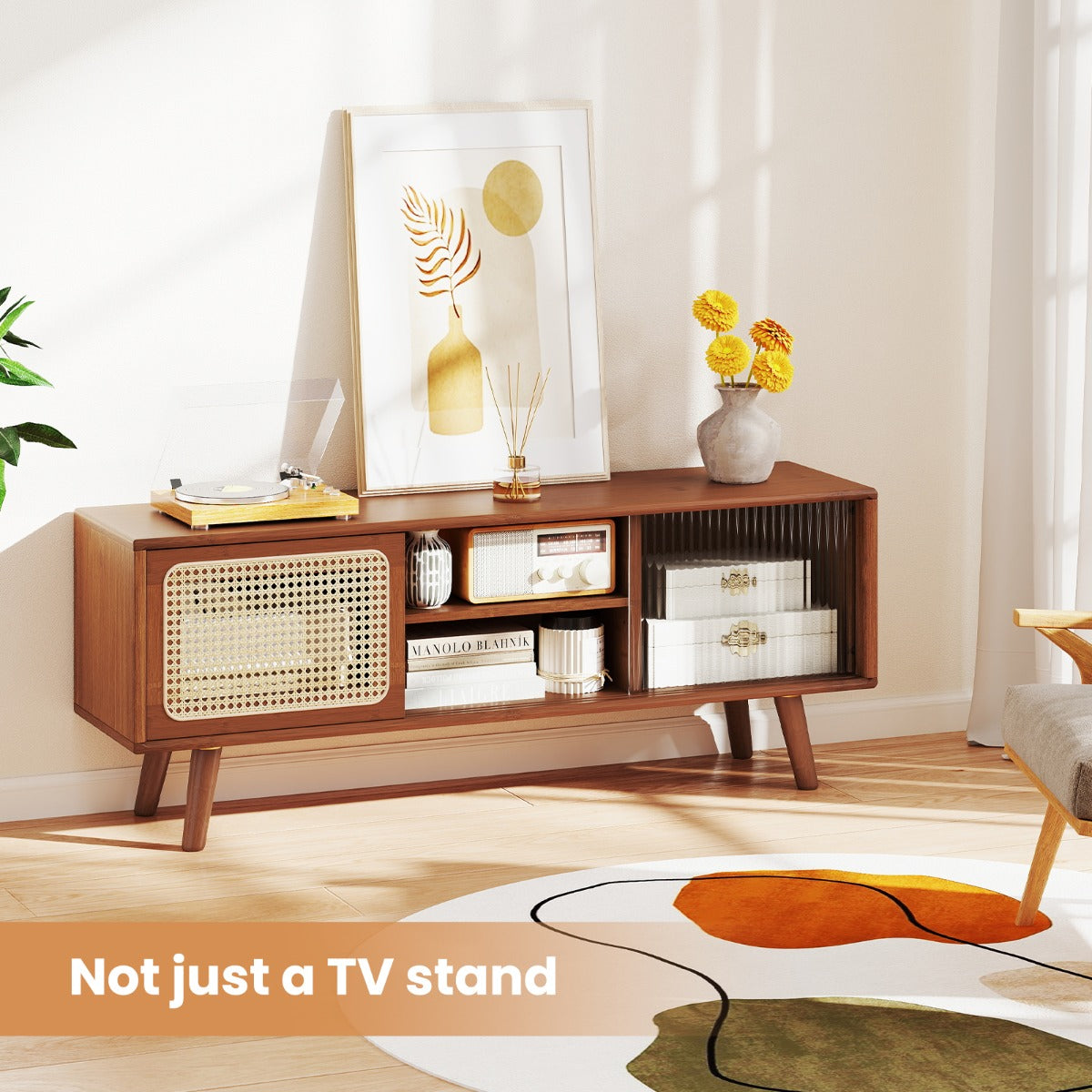 LIVSK TV-standaard voor 55 inch tv - Mid-century stijl - Bamboe met geribbeld glas - Veel opbergruimte - 120,5 x 31 x 45,5 cm -