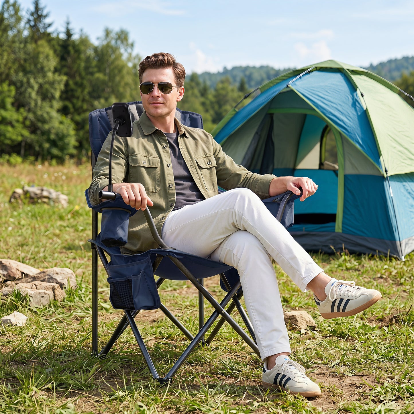 Costway Opvouwbare Campingstoel Draagbare Visstoel met Koeltas Bekerhouder Zijvak Mobiele Telefoonhouder Draagtas Draagvermogen tot 200 kg Blauw
