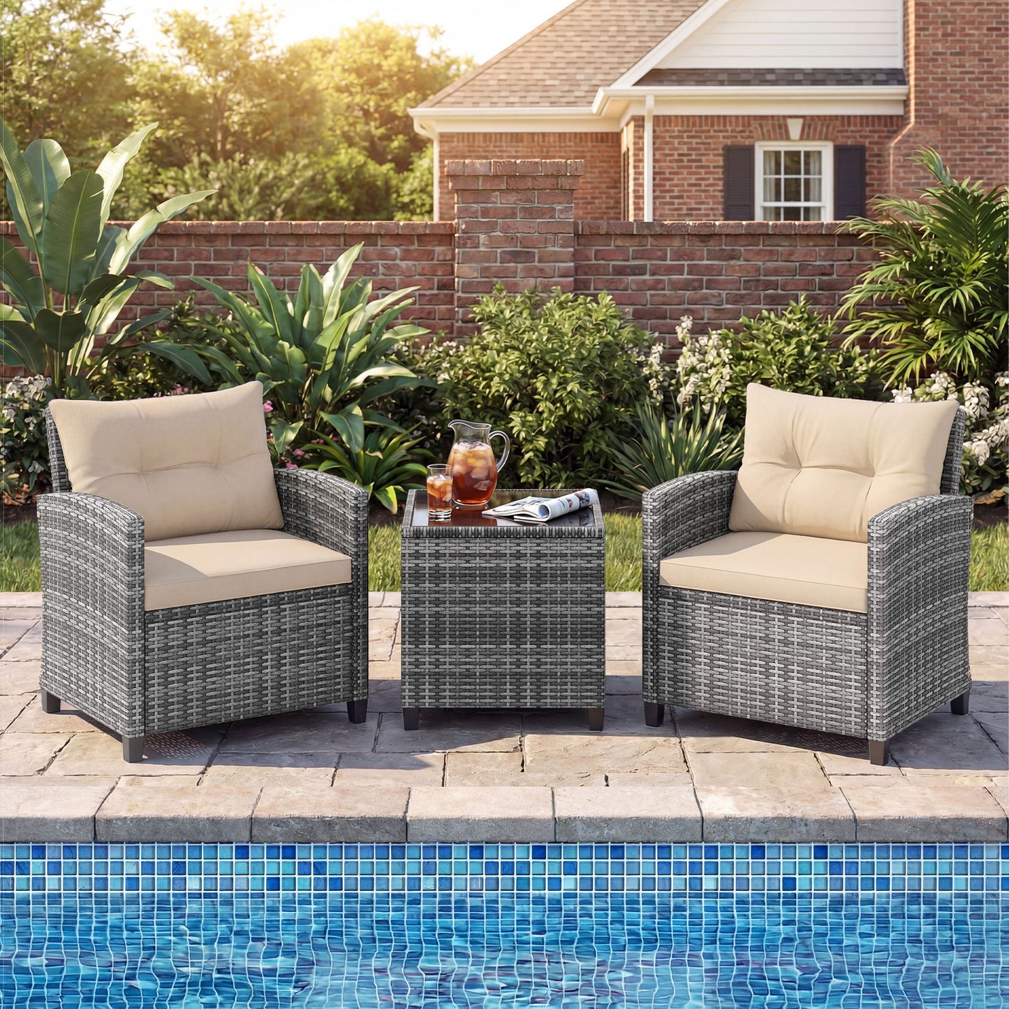 Costway Rattan Tuinmeubelset 3-delig Balkonmeubilair met 2 Stoelen en Tafel met Veiligheidsglas Tafelblad Beige