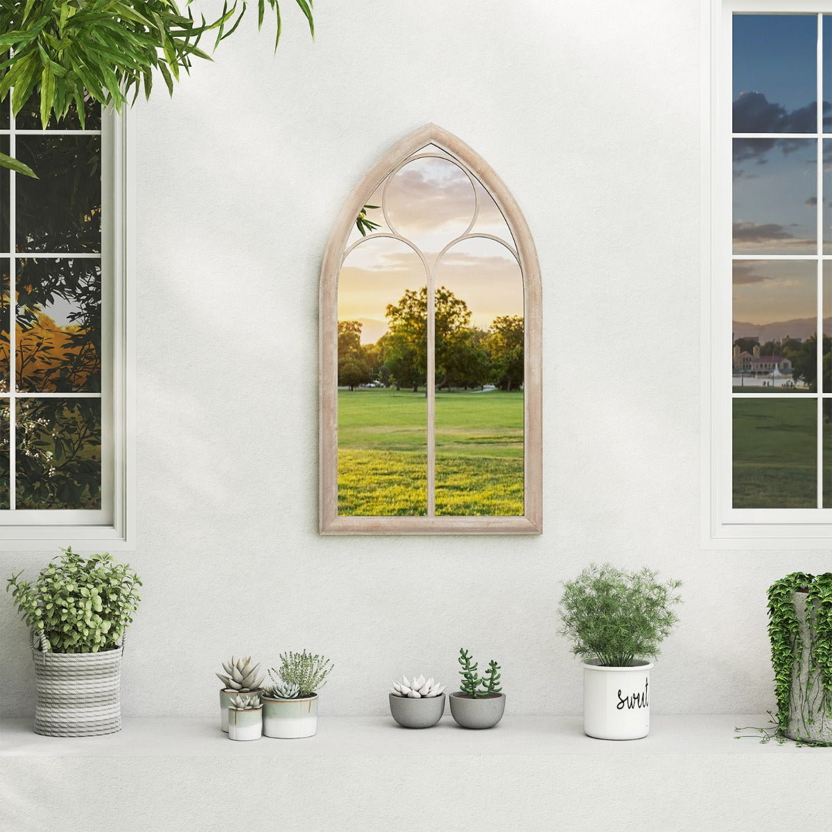 LIVSK Boerderij-Raamspiegel - Gebogen Ontwerp - Robuust Metaal - Explosieveilig Glas - Voor Binnen en Buiten - Rustiek Grijs