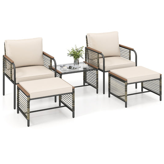 Livsk costway 5 delige buitenmeubelset met kussens pe rotan stoelen voor terras met 2 voetenbankjes en salontafel van gehard glas buitenmeubilair voor balkon terras en tuin