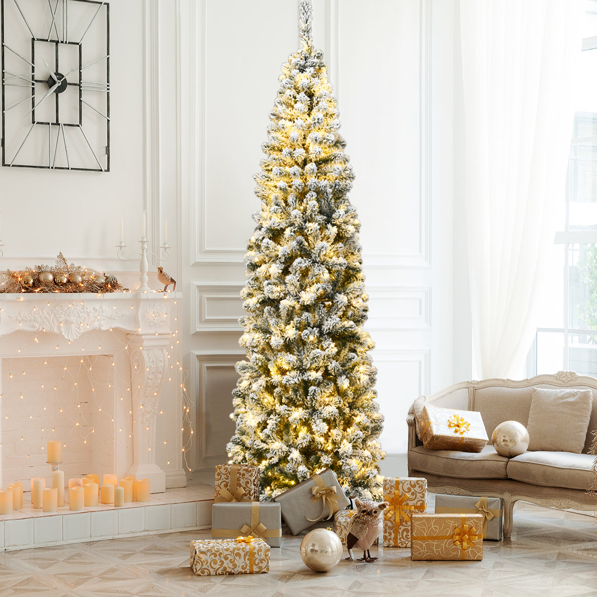 LIVSK Potloodkerstboom met Sneeuw - 641 Takken - 350 LED Lampjes - Inklapbare Standaard - Hoogte 225 cm - Wit