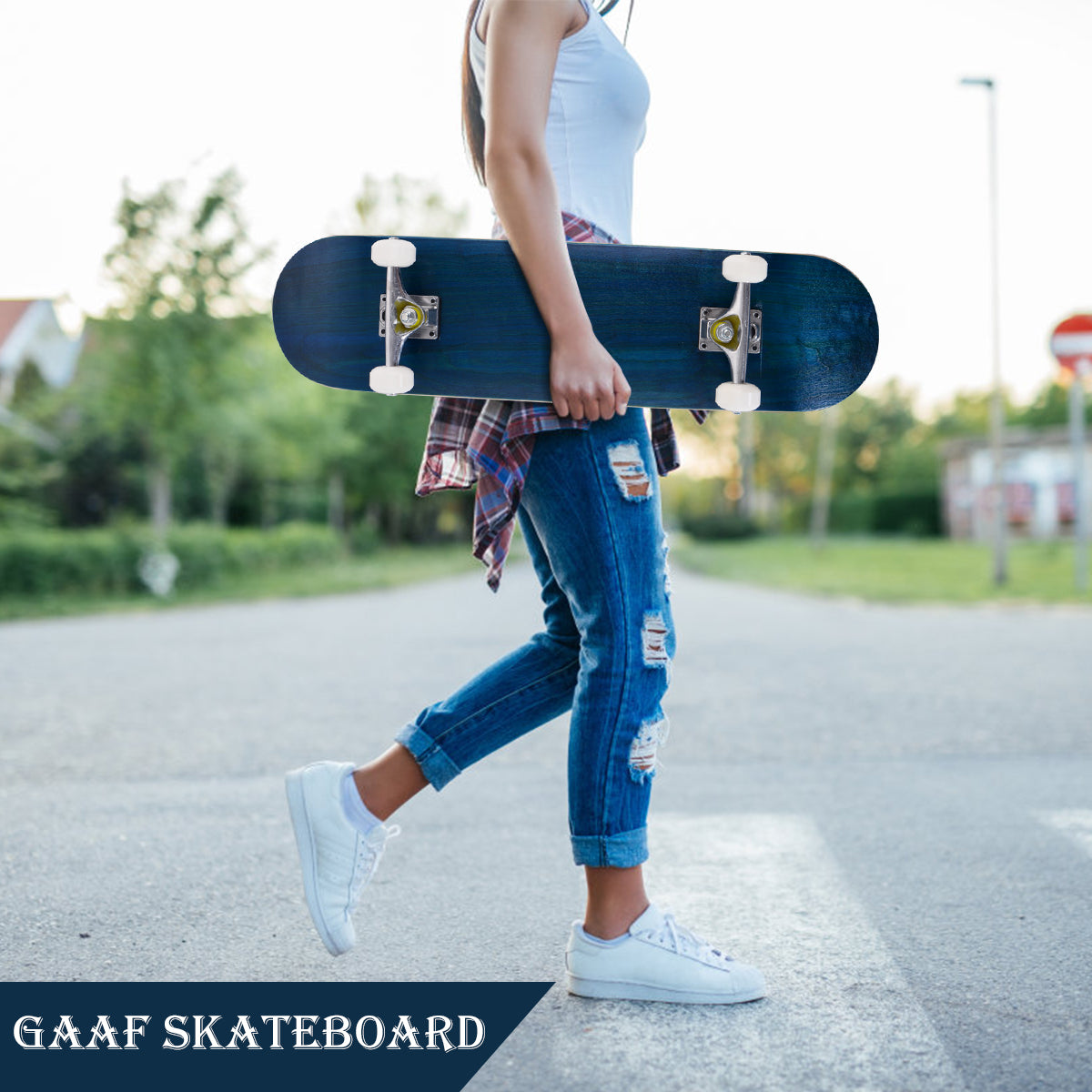 LIVSK Skateboard voor Volwassenen en Kinderen - Hoogwaardig Esdoornhout - Aluminium Asdrager - PU Wielen - Tot 75 kg - Blauw