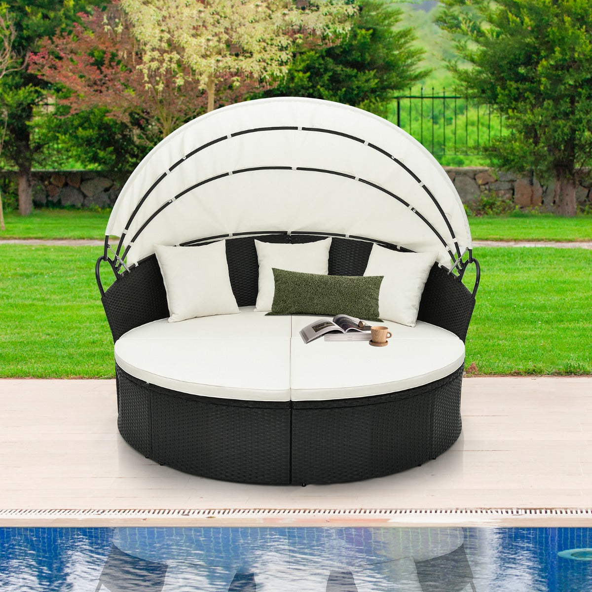 LIVSK Rotan Daybed met Luifel - 2 Halve Maan Banken - 4 Zitkussens - Weerbestendig - 187 x 180 x 157 cm - Zwart/Gebroken Wit