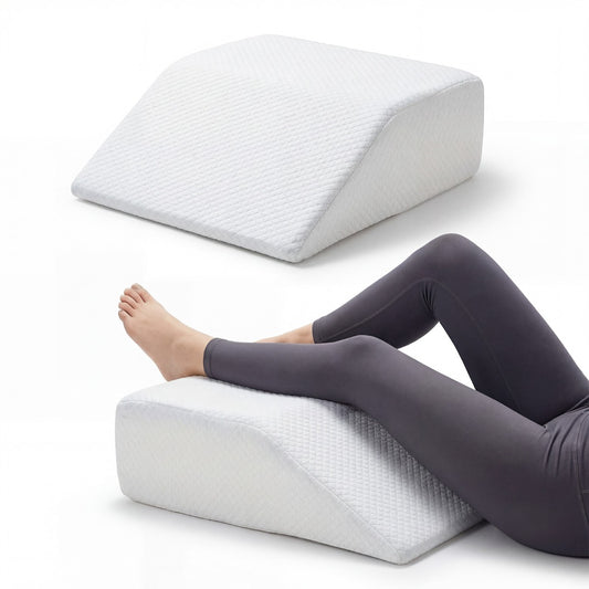 LIVSK Sponsbeen-kussen - Dubbellaagse Schuimvulling - Afneembare Wasbare Hoes - Ergonomische 30° Helling - Grijs/Wit