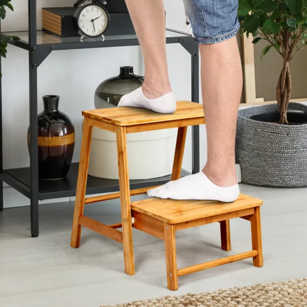 2 staps opstapje ladderstoel opvouwbaar gemaakt van bamboe belastbaar tot 100 kg naturel 4
