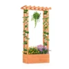 Verhoogde tuin met hekwerk houten plantvak met hangend dak drainagegaten voor klimplanten bloemen groenten plantbed 1
